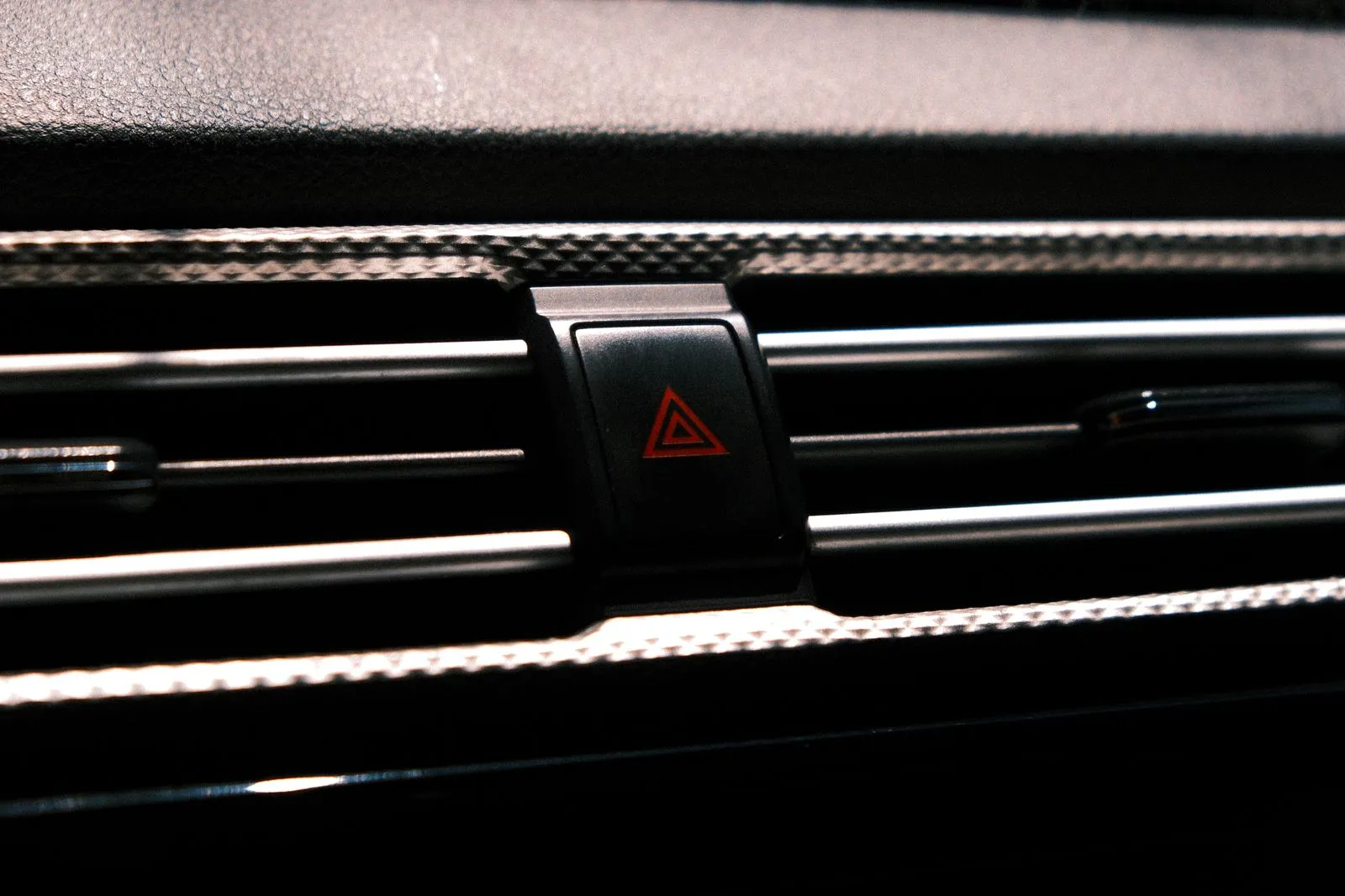 Dashboard warning lights: what the colours are telling you